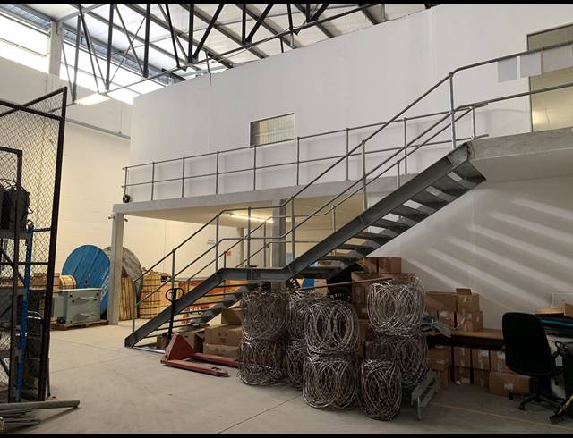 545M² FACTORY TO LET IN AIRPORT INDUSTRIA